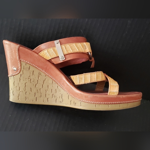 Aerosoles Women's Wedge. Orange & Tan. Size 10. - Picture 2 of 6